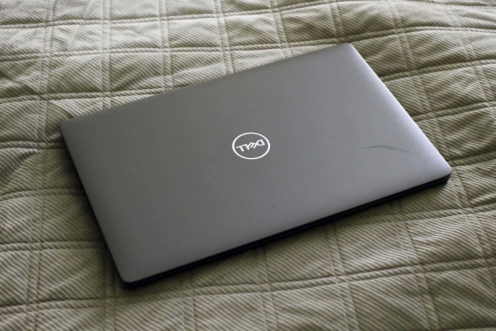 Dell 5501/2021 рік/ i5-9400H 8x!/Відео 2GB/16GB/SSD256/АКБ 5 год/15.6 ips FHD