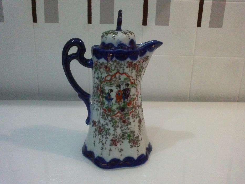 Cafeteira em porcelana Chinesa