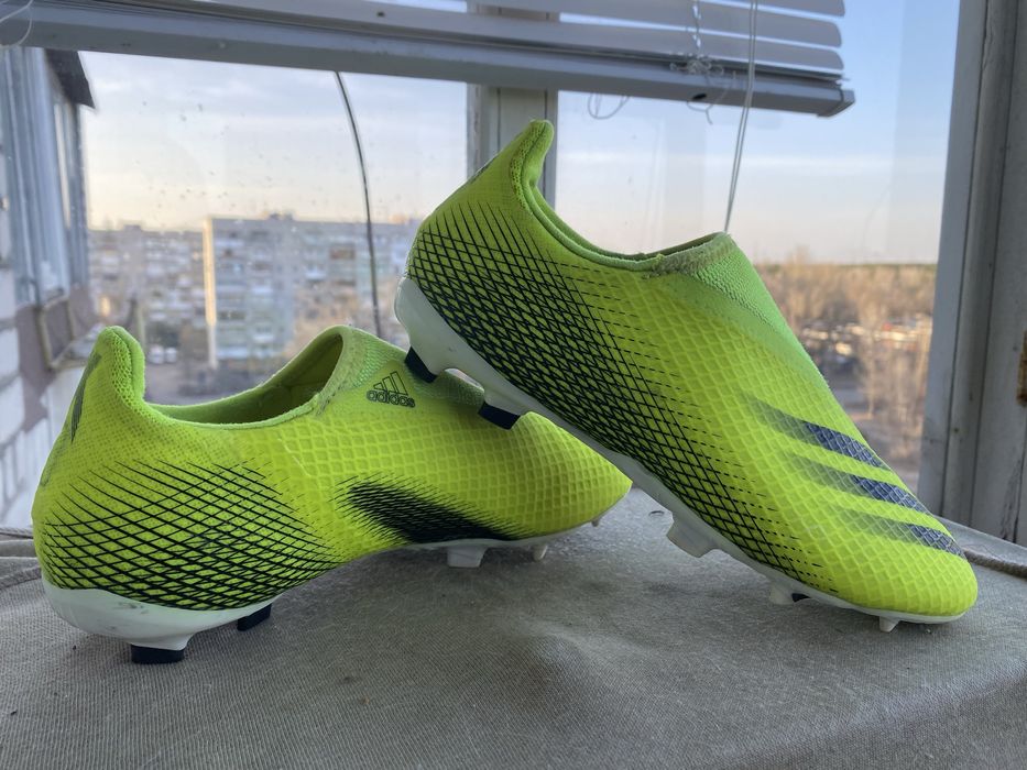 Продам бутси adidas