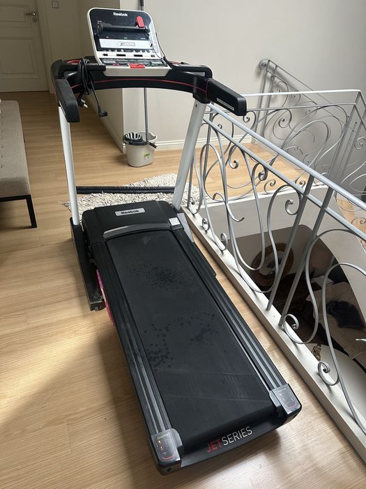 Passadeira reebok jet100