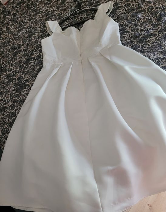 Sukienka biała ślubna 7/8