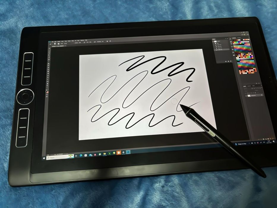 Wacom Mobile Studio Pro 16 i7 512 гб
