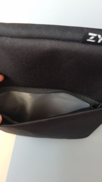 ZYB 13-calowy pokrowiec na laptopa dla MacBook Air – Czarny