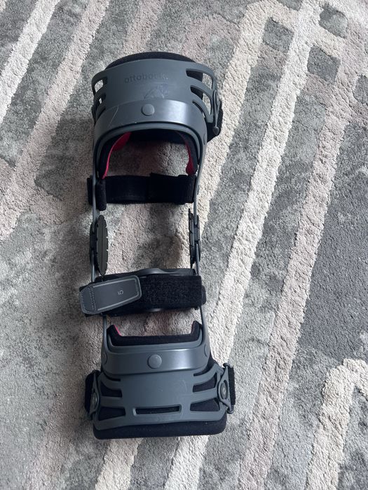 Ортез на коліно otto bock genu arexa