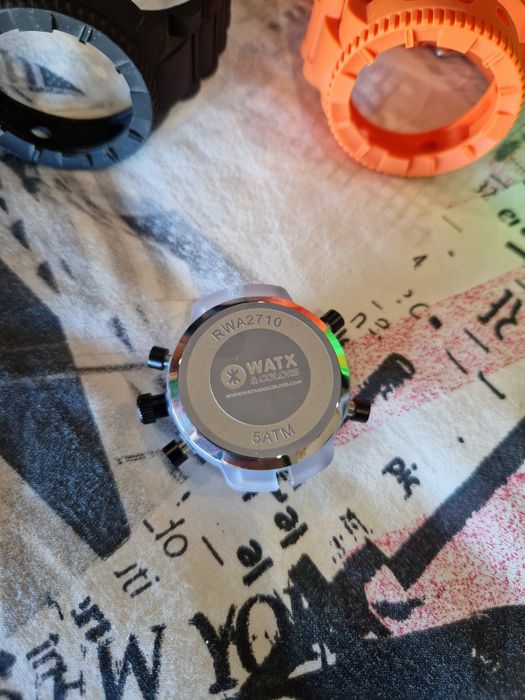 Watx & Colors [RWA2710] + 4 braceletes