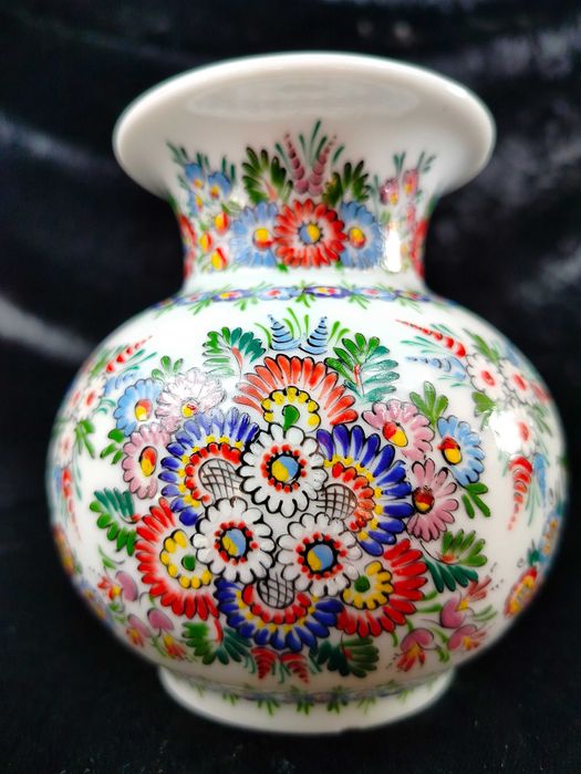 Cepelia Opole ręcznie malowany wazon kwiaty wzór ludowy