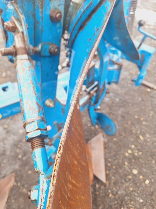 Pług 3 skibowy obrotowy Rabe Werk  stan bdb  nie lemken kverneland