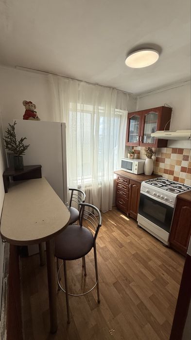 Продам 2к квартиру Титова