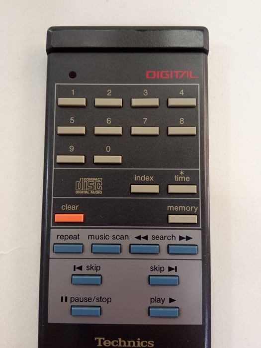 Пульт Technics (model SH-R82)