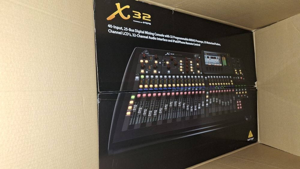 Mesa de mistura Behringer X32