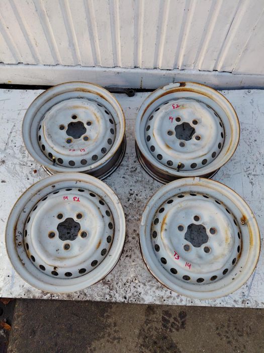 Felga Volkswagen Transporter T3 R14 Felga stalowa Felgi