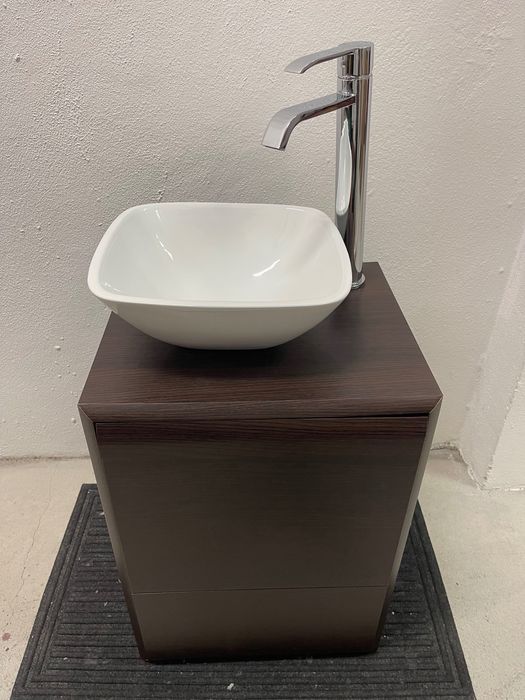 Móvel WC c/Lavatório - LER DESCRIÇÃO