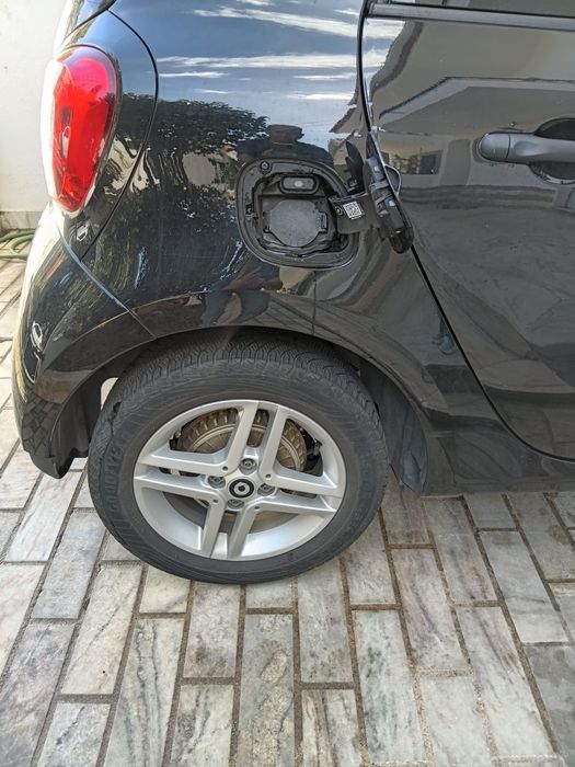 Vendo smart EQ Forfour 100% eléctrico — photo 4