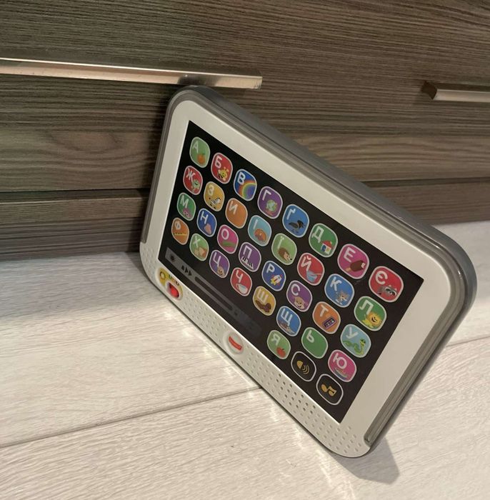 Fisher price іграшки Ноїв ковчег, трактор, планшет, книжечка