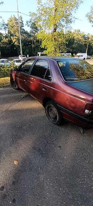 Вашему вниманию предлогаеться автомобиль марки Пежо 405 ,1.9 -1988 по тех паспорту