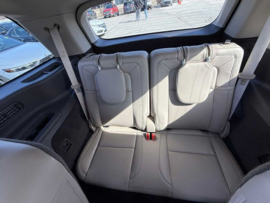 Lincoln Aviator      2020