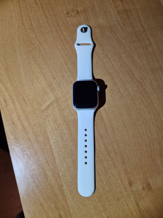 Apple Watch Series 8 41mm E-SIM