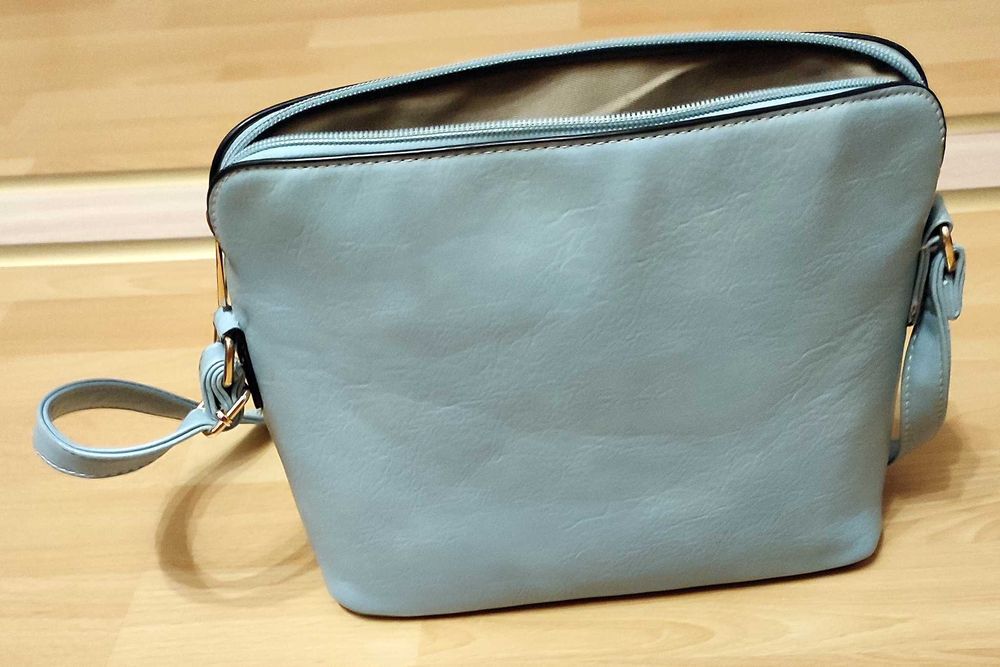 Torebka damska na ramię  – błękitna