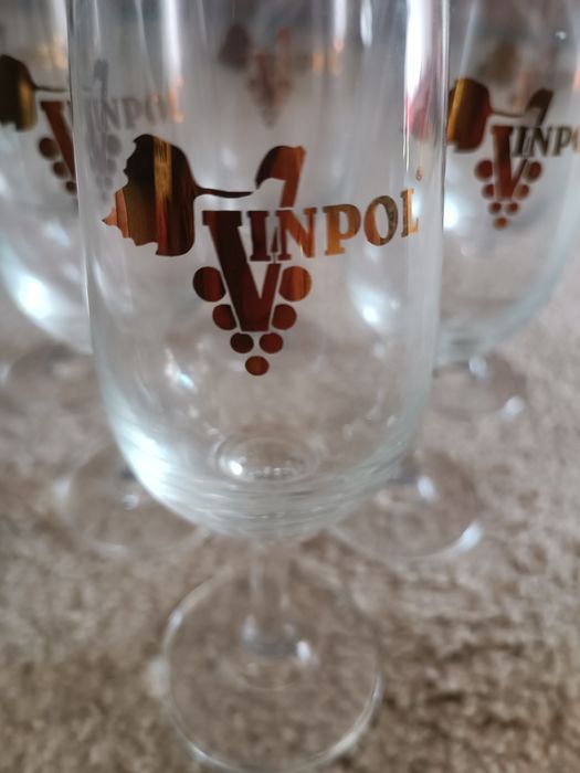 6 kieliszków Vinpol Krosno