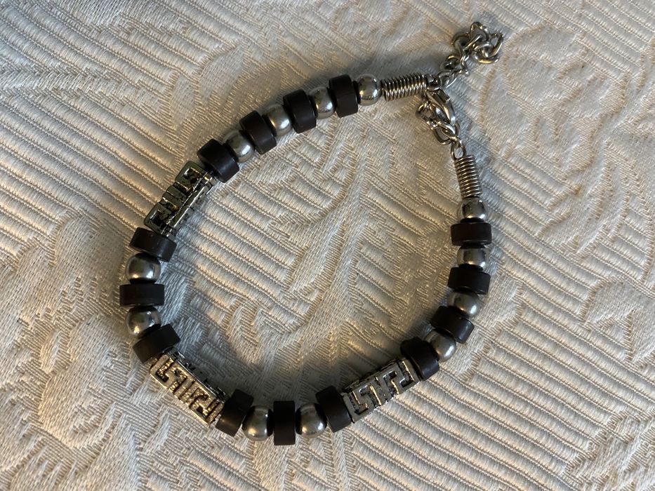 Dwie bransoletki w komplecie