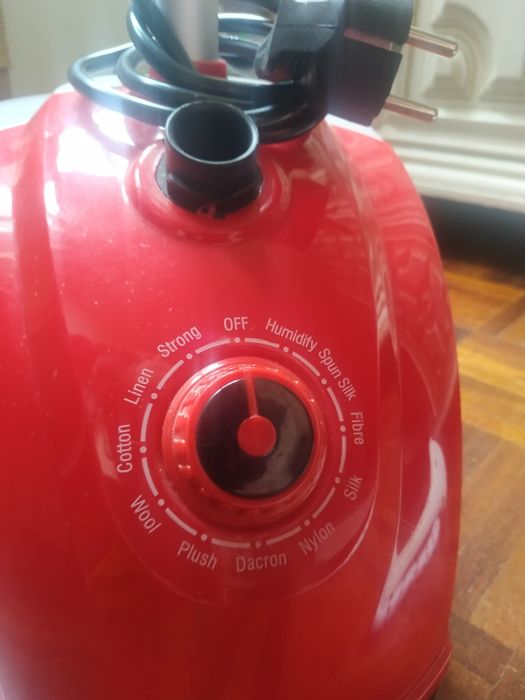Vaporizador Vertical de Roupa – Excelente Estado