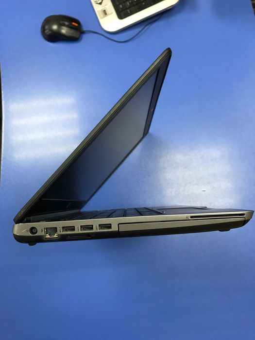 Продам екран , корпус , материнську плату ноутбука HPProBook 650 G1.