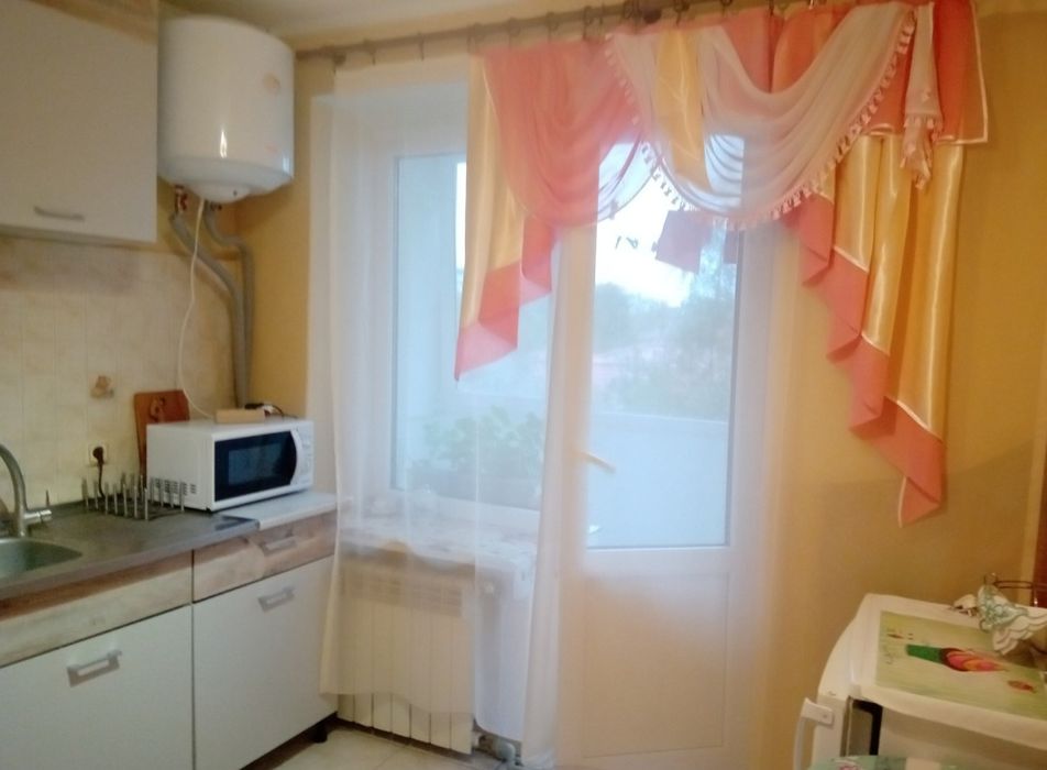 Продаж 2 кім.квартири