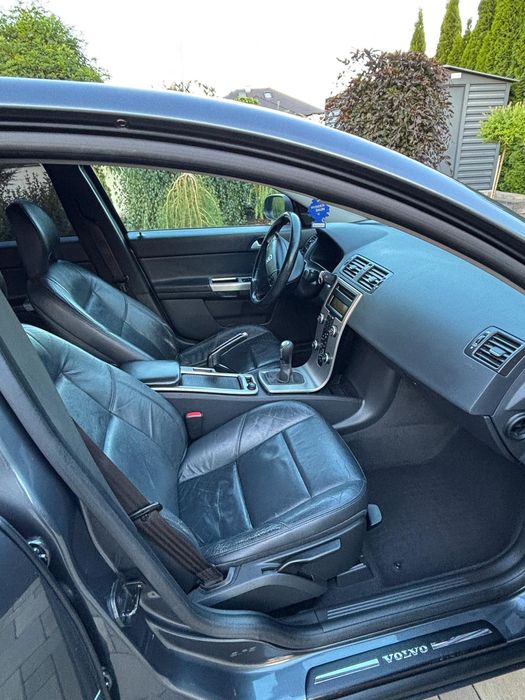 Volvo S40 2.0D 136km