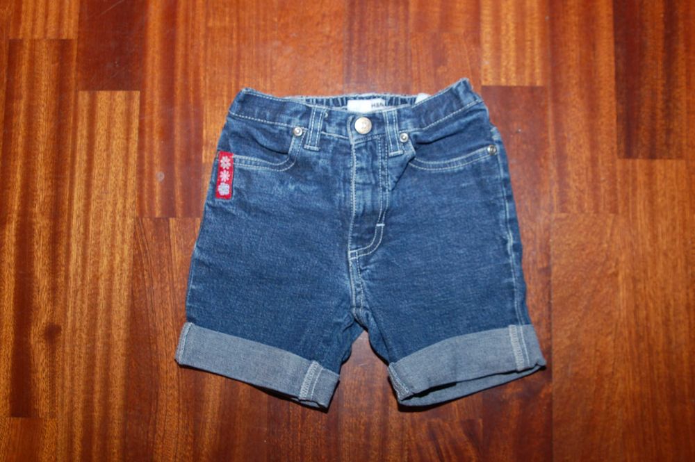 Spodenki H&M 104cm PRZÓD