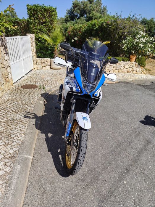 Honda Transalp (+ €2000 extras)