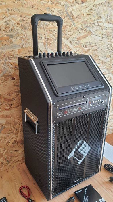 Аккумуляторная активная караоке колонка Auna  DisGo Box 100 DVD