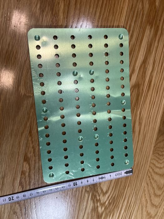 płyta czyszcząca Nushine Magic Cleaning Plate.