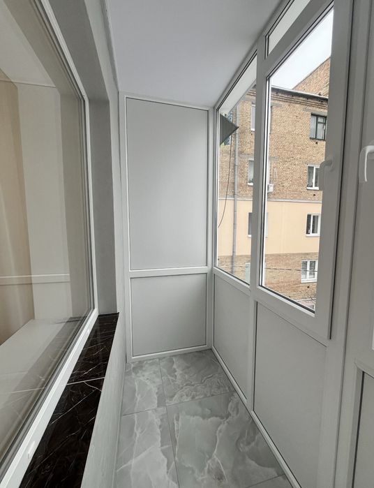 Продаж 1 кімнатної квартири з сучасним ремонтом. Р-н 13 школа Дендропарк. Є відео