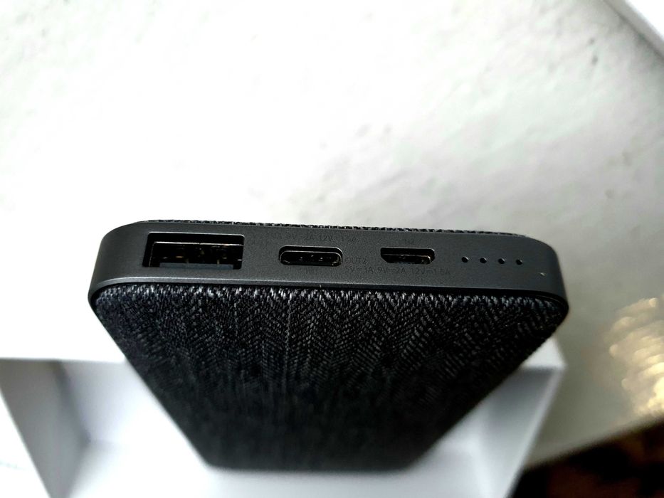 Продам дизайнерский премиальный павербанк повербанк 10.000 от ZMI