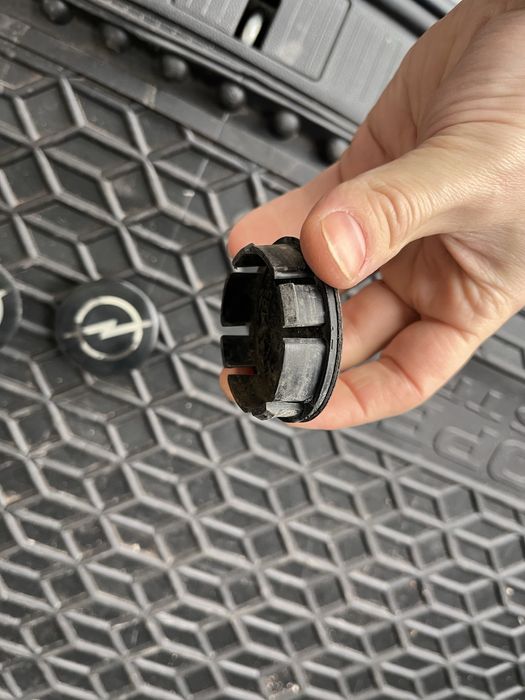 Ковпачки на диски