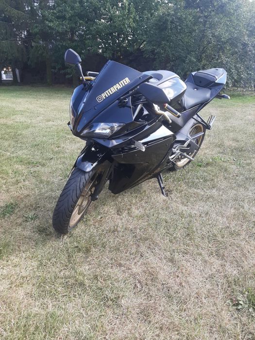 Yamaha YZF - R125