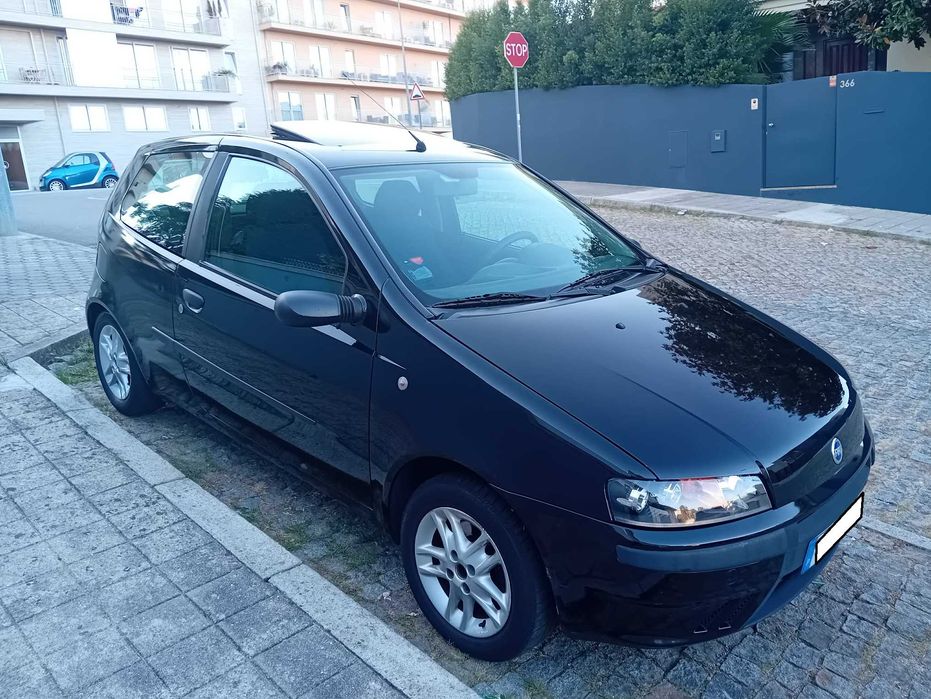 Fiat Punto 1.2 16v 80cv 6vel teto eletrico  direçao assistida