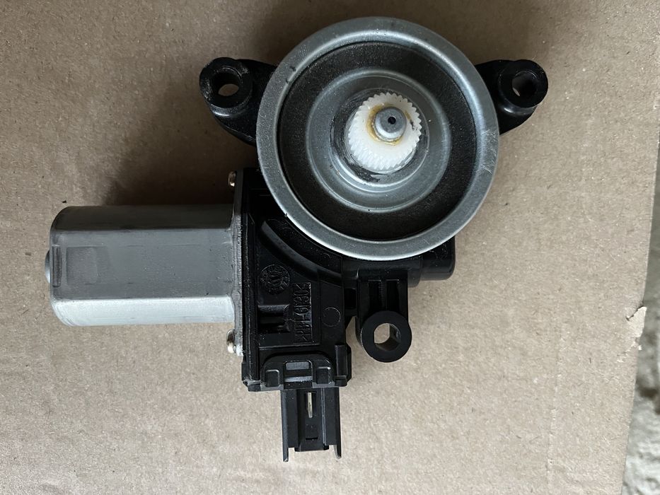 Моторчик склопідйомника Мазда СХ5 2017