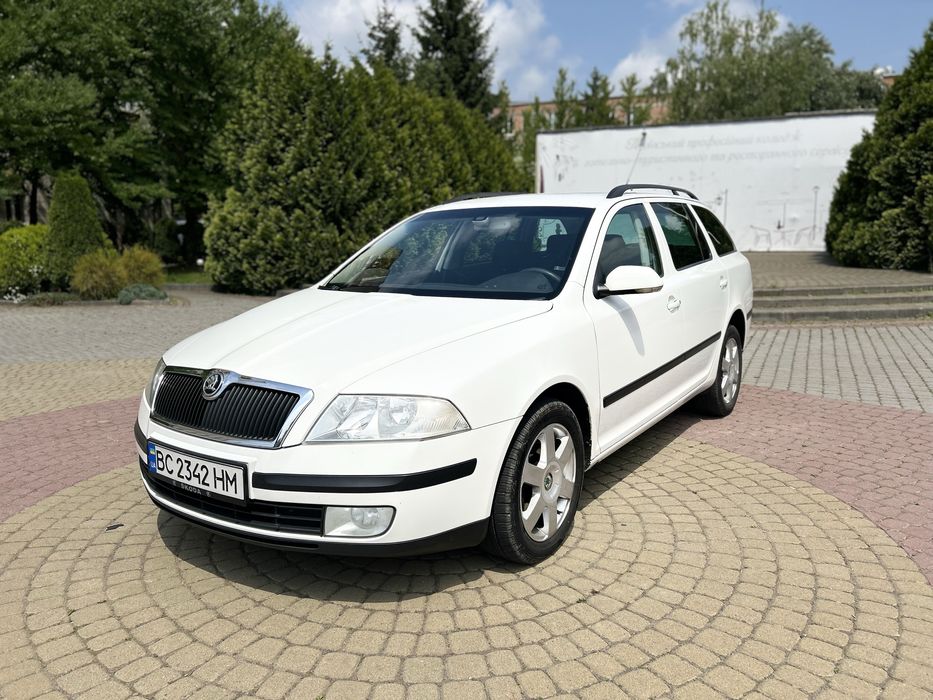 Оренда Авто   Шкода Октавія Автомат газ/бензин