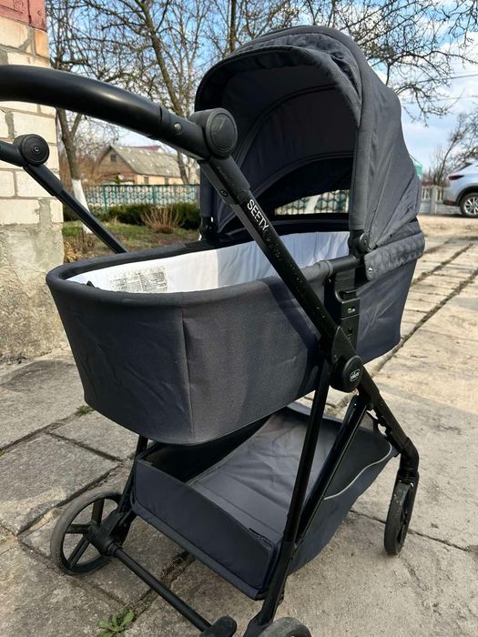 Продам дитячий візочок Chicco