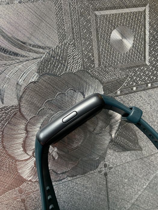 HUAWEI BAND 6 , смарт-браслет