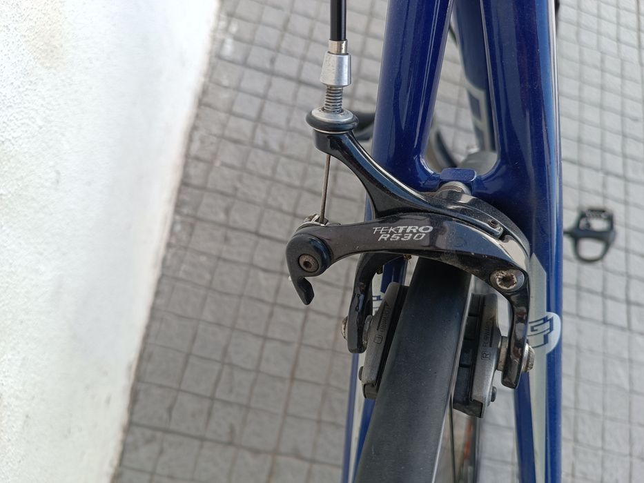 Bicicleta de estrada GT  L