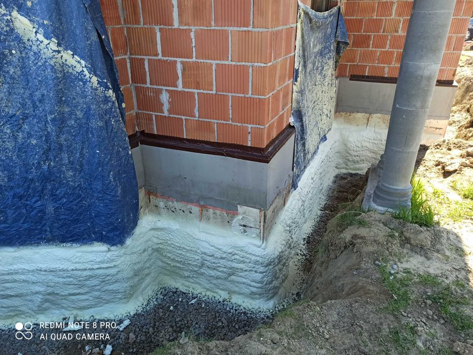 Piana PUR, Ocieplenie poddasza, ocieplanie piana, izolacja pianką