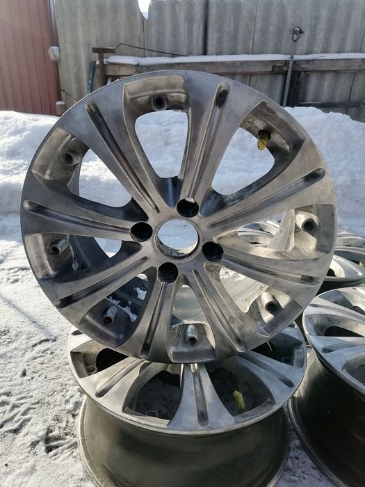 Продам титани 15. 4 .100