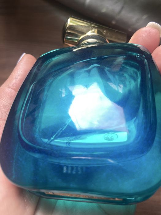 Продам туалетную  воду Nina Ricci( оригинал)