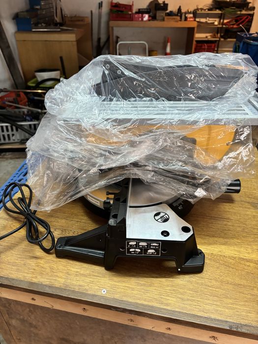 Maquina de corte duplo