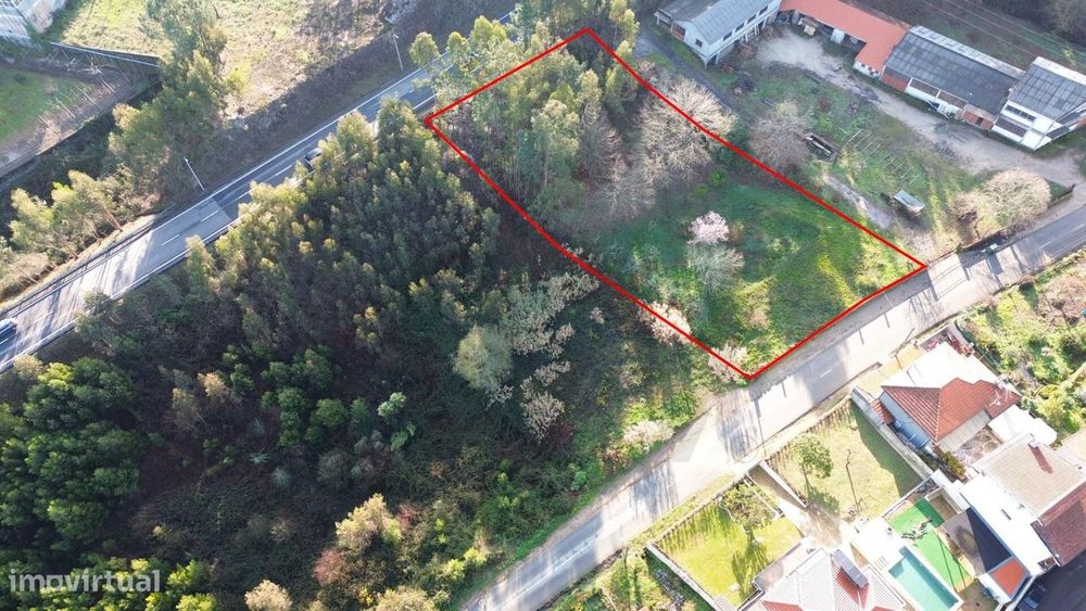 Lote de Prestígio com 2.815 m2 – Amplitude e Privacidade entre Cidades — Nogueira Do Cravo E Pindelo, Aveiro