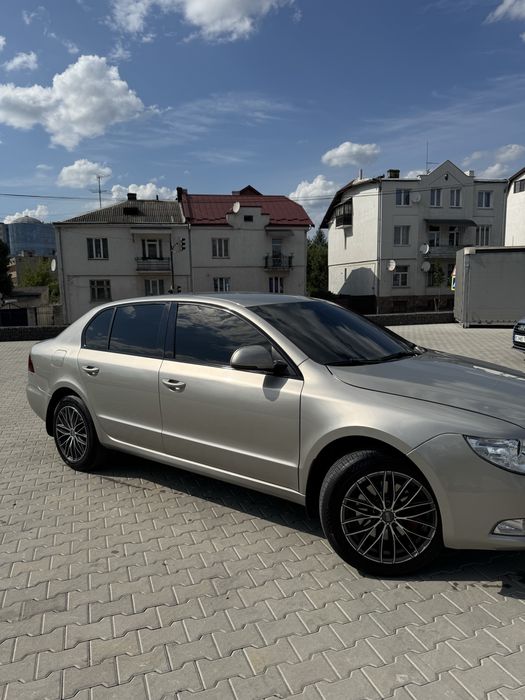 Продам Skoda Superb 2