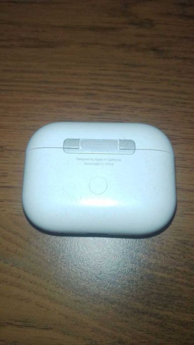 СРОЧНО ПРОДАЮ Airpods Pro 2-го покоління