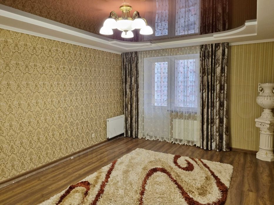 2 кімнатна квартира 77м2 в новобудові з ремонтом в районі Політеху